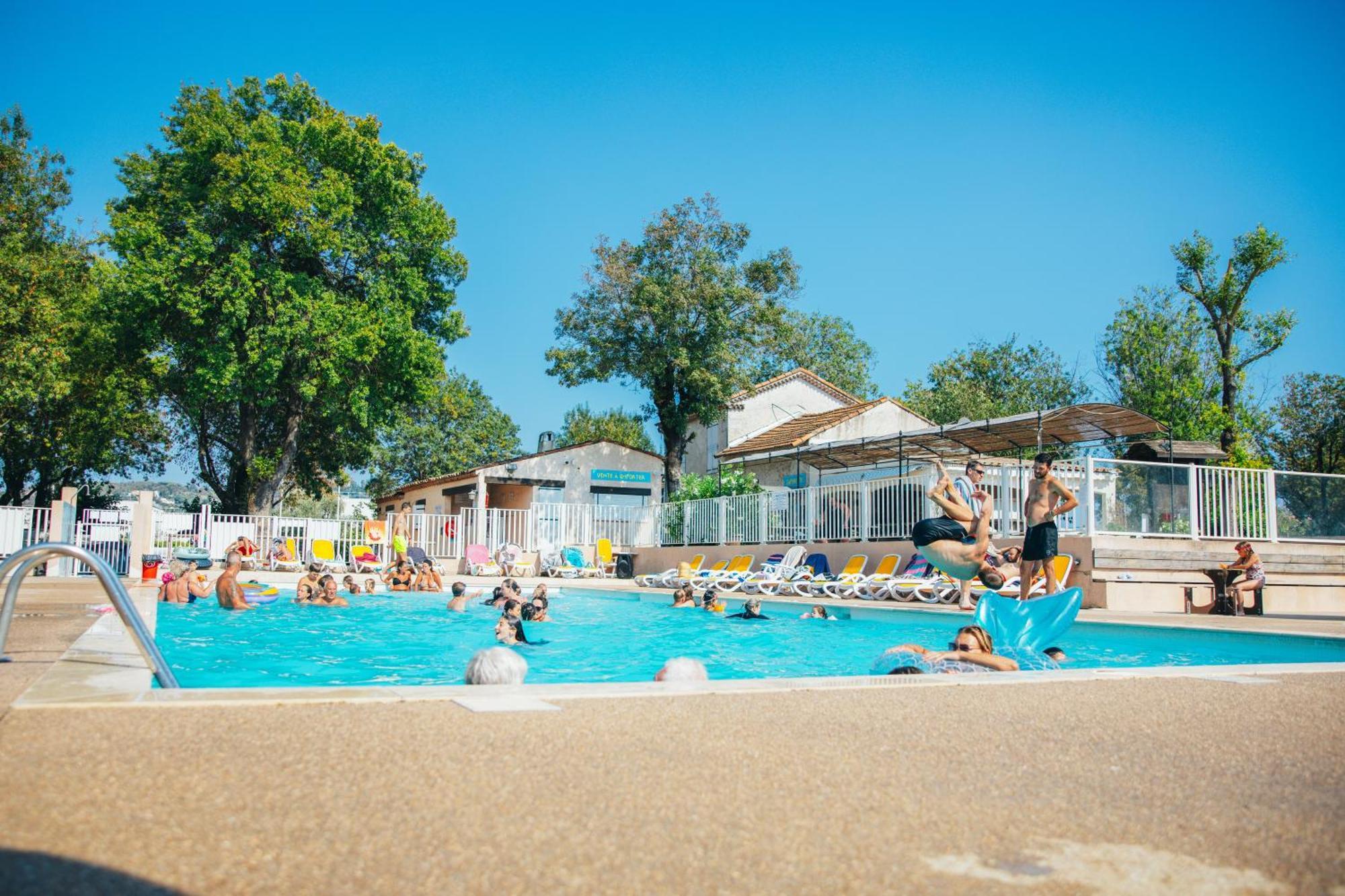 קאן Camping Parc Bellevue מראה חיצוני תמונה